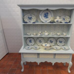 servieskast inclusief servies