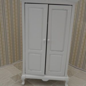 witte linnen kast